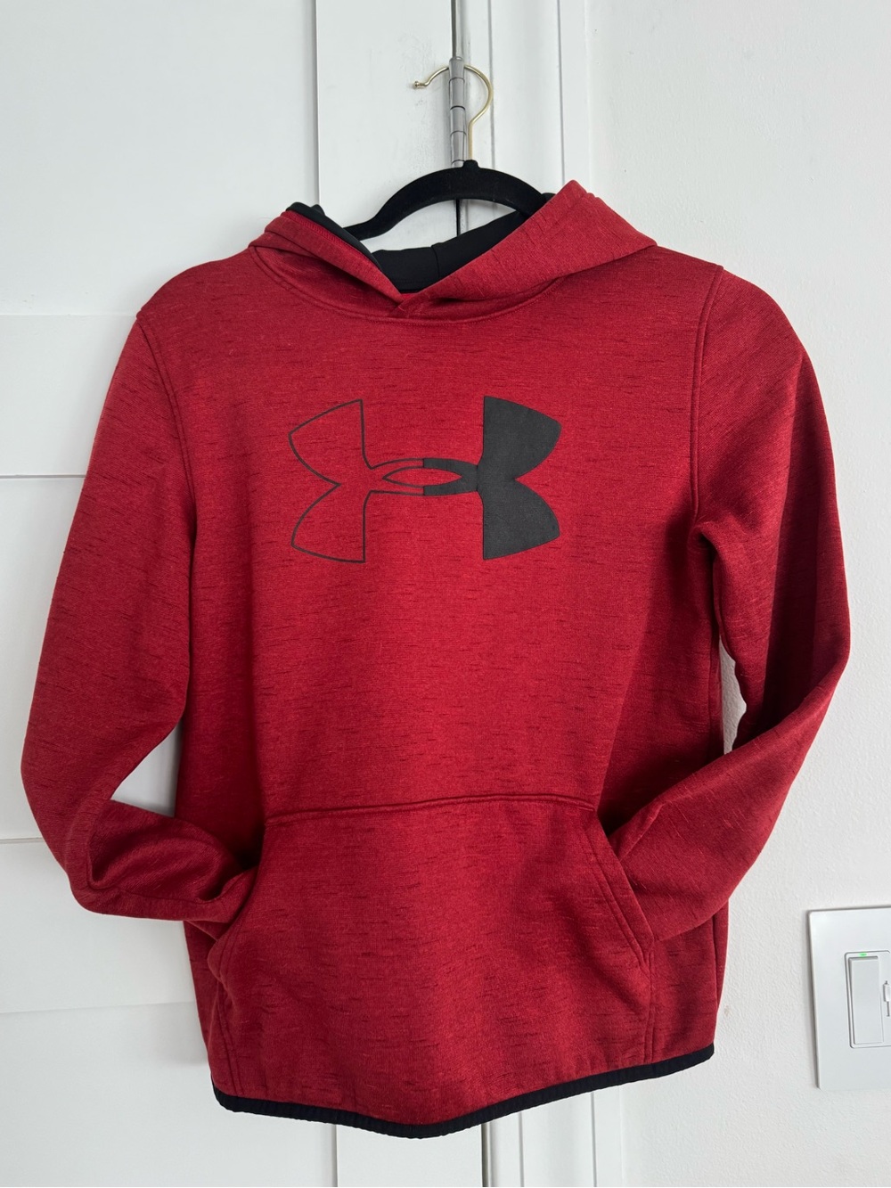 Under Armour hoodie. Large Youth